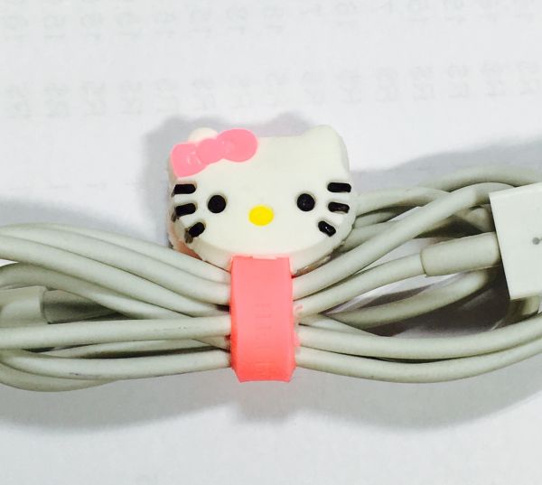 Prendedor de Cabo Hello Kitty Mod1