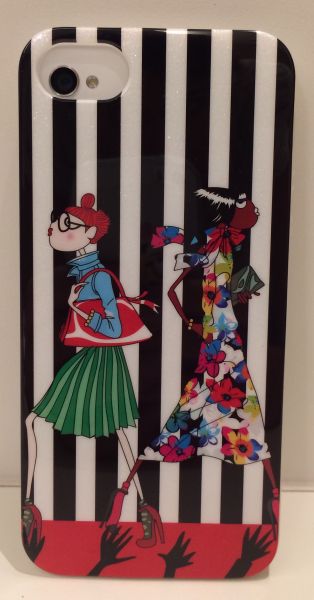 Case Brilhosa Moschino Passarela iPhone 6
