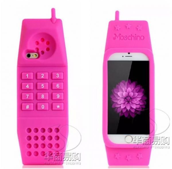 Case Telefone Retrô BARBIE Moschino iphone 5c