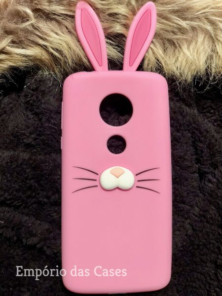 Case 3D Coelhinho Rosa Moto G6