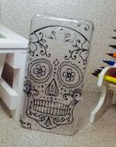 Case de Silicone Caveira Mexicana Galaxy J7 J710