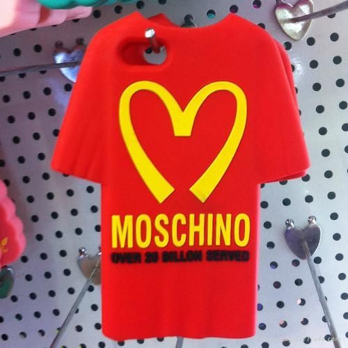 Case Blusa Moschino iPhone 5/5s/SE