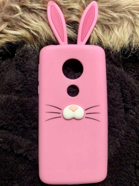 Case 3D Coelhinho Rosa Moto G6 Play