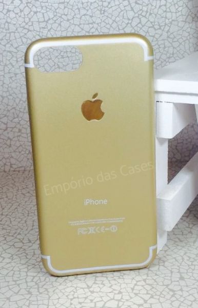 Case Flexível Dourada iPhone 7