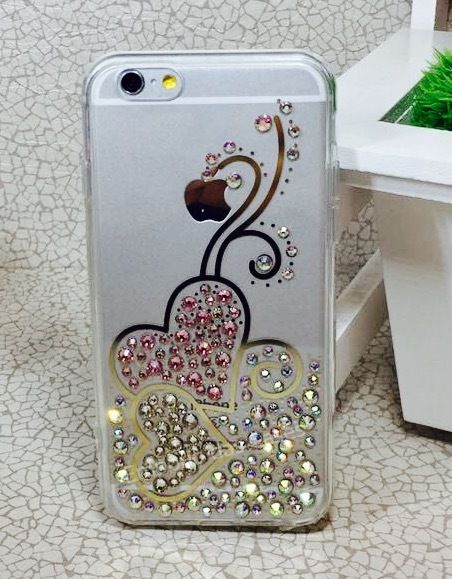Case de Silicone Luxo Strass Corações iphone 6/6s