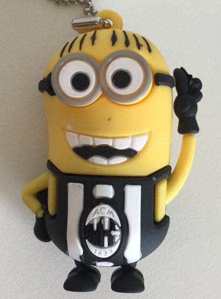 Pen Drive Minions Milan FC 4GB